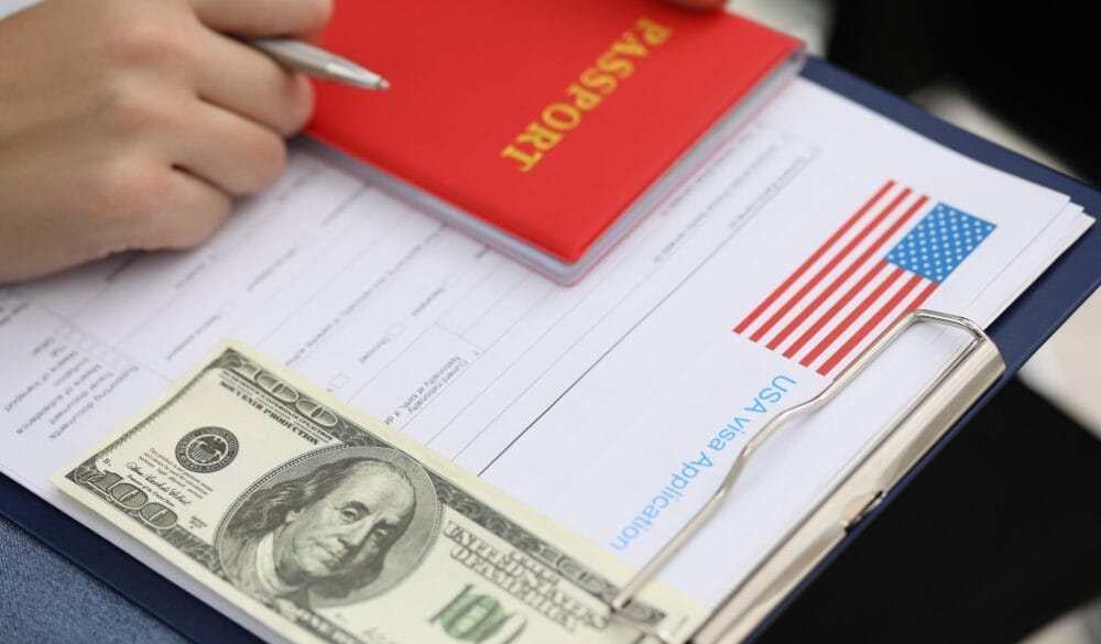 Nhận biết các loại visa Mỹ là việc cần thiết trước khi tìm hiểu thủ tục xin visa Mỹ