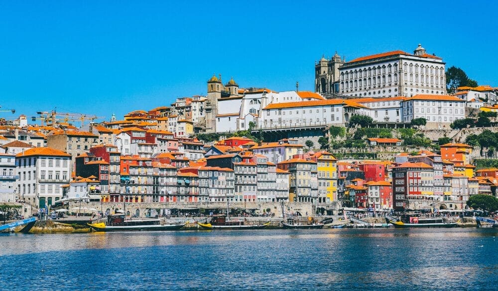 Bồ Đào Nha sửa đổi Luật, rút ngắn thời gian nhập tịch cho các nhà đầu tư