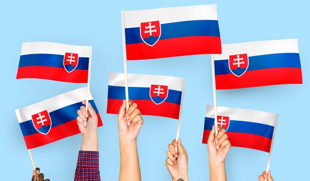 Đầu tư sở hữu Thẻ thường trú Slovakia là một trong những chương trình đầu tư định cư Châu Âu phổ biến