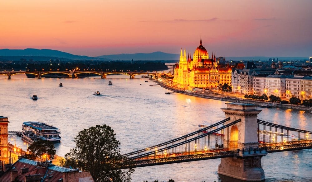 Budapest là một trong những thành phố được khuyên chọn sống ở Hungary